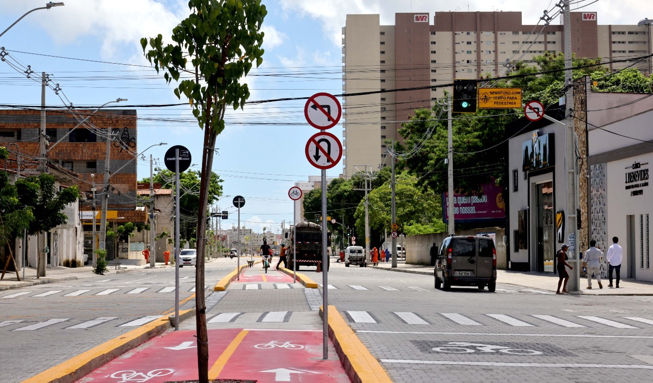 Avenida Sargento Hermínio é entregue após 20 anos