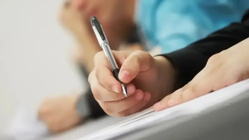 Concursos no Ceará: mais de 1,2 mil vagas estão abertas em 17 seleções públicas