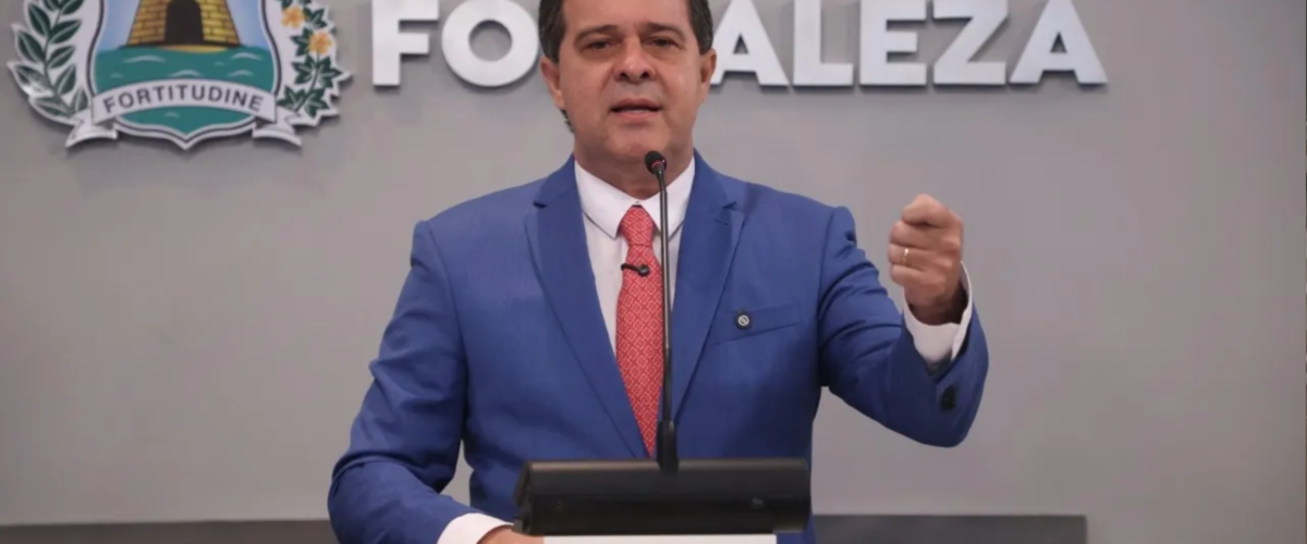 Expediente da Prefeitura de Fortaleza encerra ao meio-dia