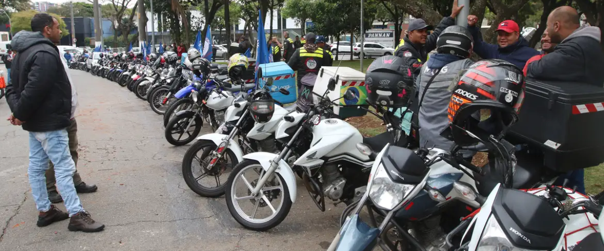Governo lança linha de crédito para mototaxistas de app