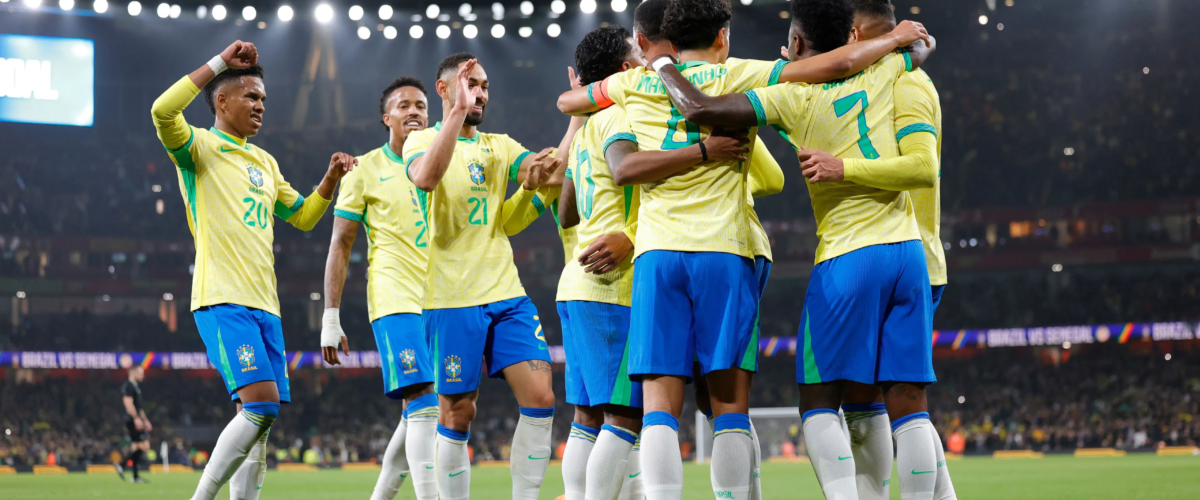 Jogo do Brasil altera horário de comércio em Fortaleza