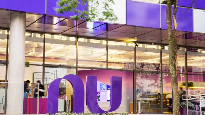 Nubank desmente encerramento após notificação falsa a clientes