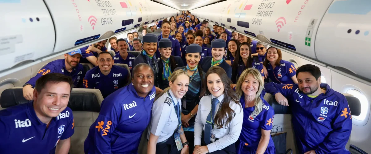 Seleção Brasileira feminina chega a Fortaleza para jogo histórico