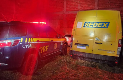 PRF apreende veículo clonado dos Correios em Fortaleza