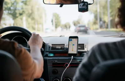 Mulher é sequestrada em carro por app em Fortaleza