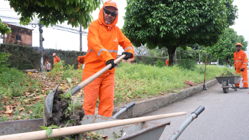 Operação de limpeza já atingiu 70% das vias de Fortaleza