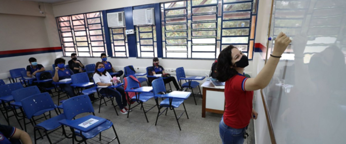 Professores da rede pública poderão fazer pós-graduação com licença paga