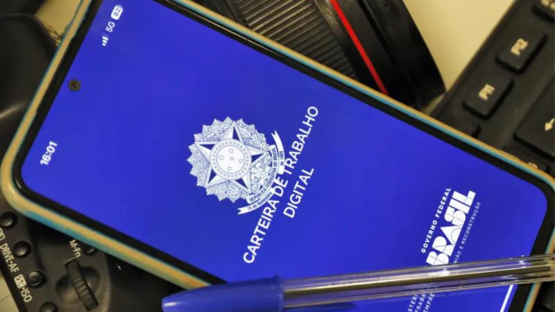 Sine Fortaleza abre semana com 2.581 vagas de emprego