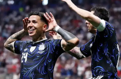 Argentina chega à final da Copa e repete era Maradona