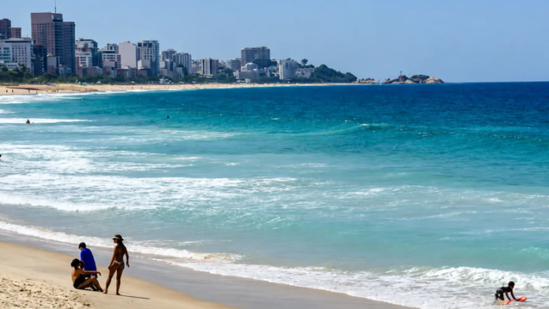 Semace divulga praias próprias e impróprias para banho no CE
