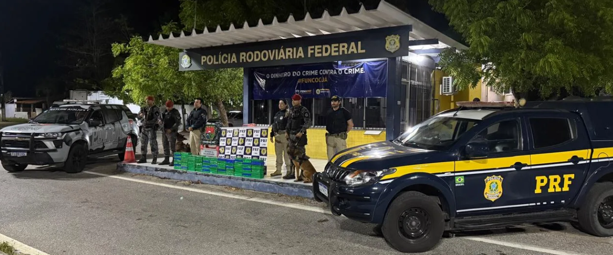 PRF apreende 100 kg de cocaína em Fiat Strada na BR-222