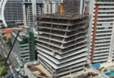 Prédio 'torcido' de Fortaleza ganha forma na Aldeota