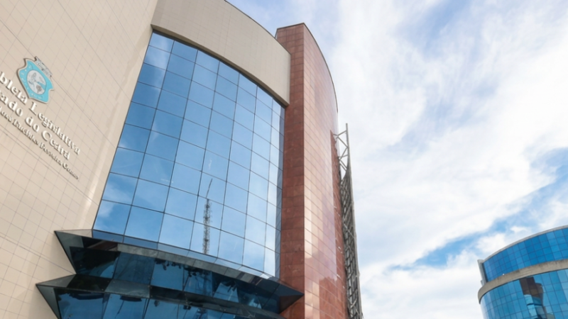 Alece abre credenciamento para professores na Unipace
