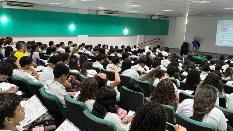 Unifor amplia preparação gratuita para o Enem em Fortaleza