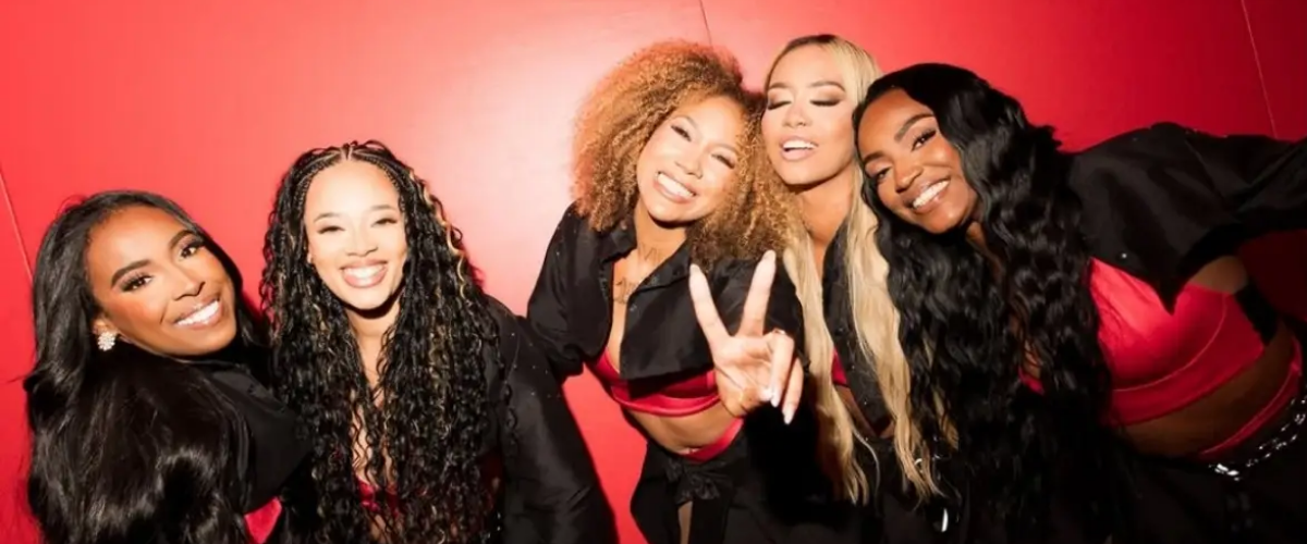 Bonde das Maravilhas faz show gratuito em Fortaleza