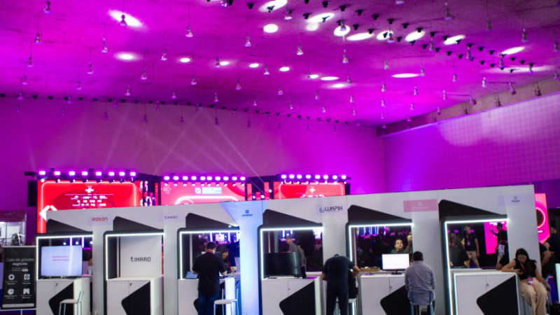 Siará Tech Summit premia startups com viagem ao Web Summit