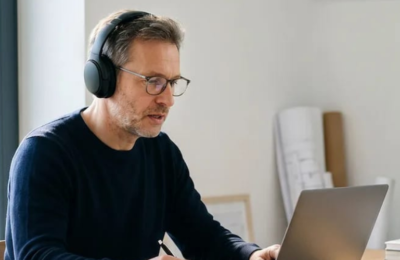 Cearenses podem concorrer a 10 mil vagas em cursos gratuitos de inglês, espanhol e francês do Santander Fala Mundo