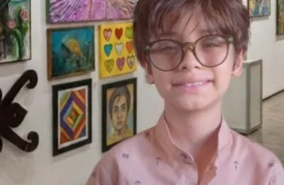 Artistas cearenses fazem exposição para ajudar menino com doença