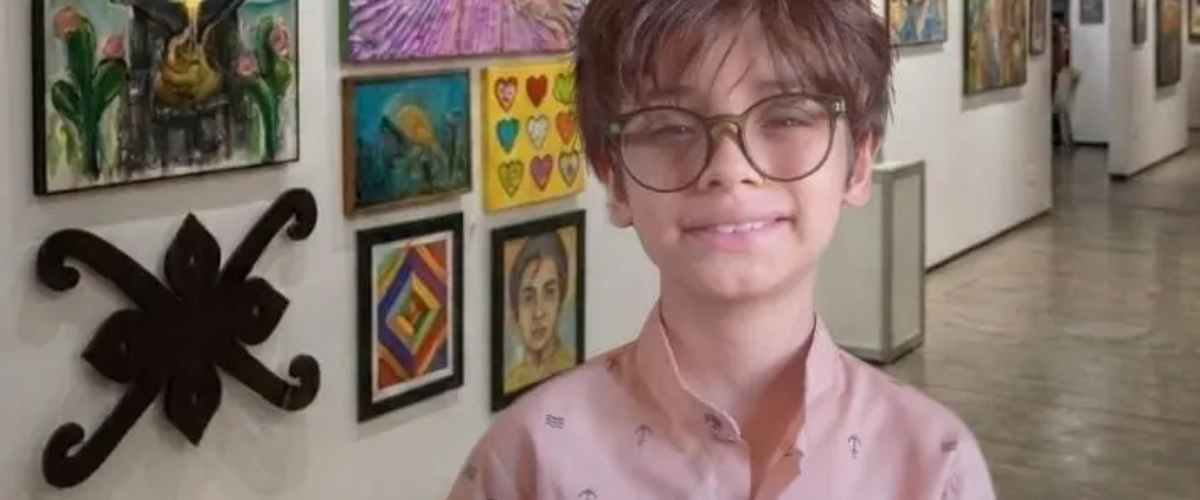 Artistas cearenses fazem exposição para ajudar menino com doença