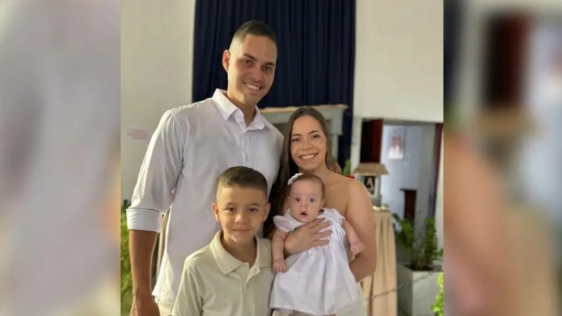 Bebê Sofia Helena morre aos 11 meses com doença rara no CE
