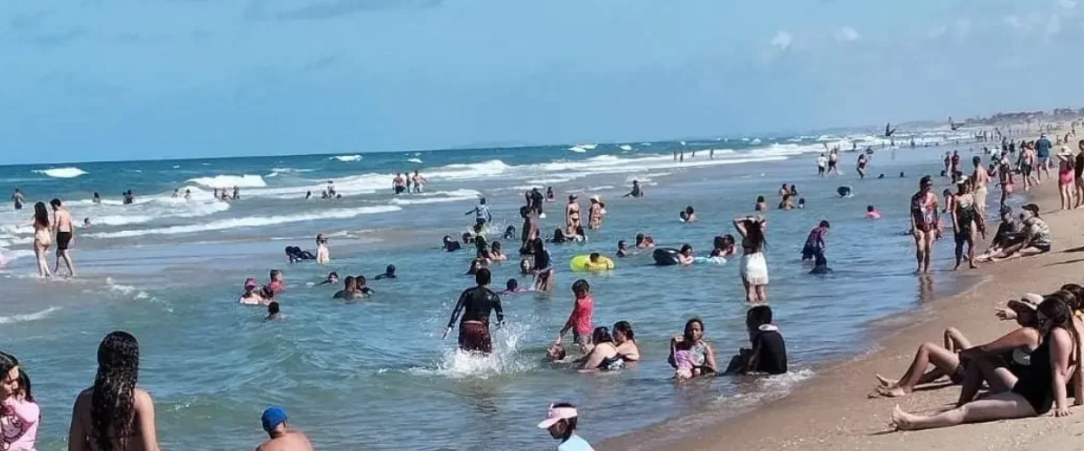Praia do Futuro tem 24 afogamentos em um domingo