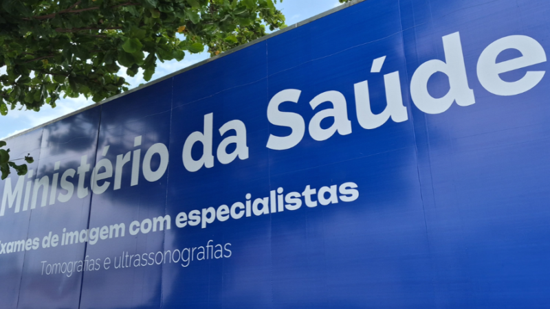 Carretas de saúde atendem pacientes em Aracati e Cascavel