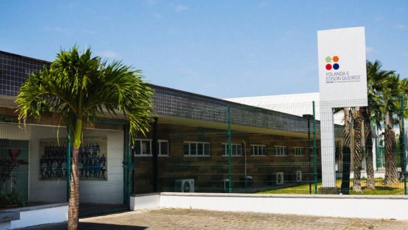 Cenfor abre inscrições para curso gratuito de costura em Caucaia