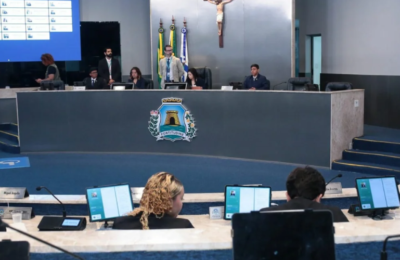 Parla, Jovem! realiza 4ª sessão simulada nesta sexta