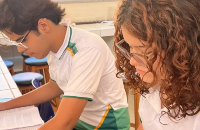 Estudantes do CE criam material para regenerar pele com peixe