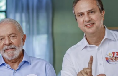 Camilo Santana ganha destaque na campanha de Lula