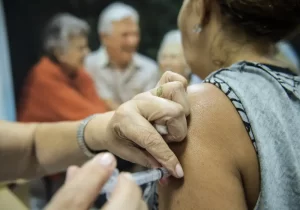 Campanha de vacinação contra gripe começa na segunda-feira, 11, em Fortaleza