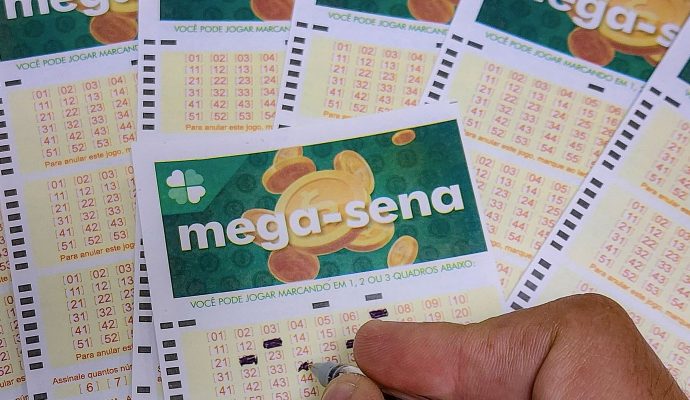 Mega-Sena sorteia nesta terça-feira prêmio acumulado em R$ 12 milhões